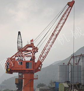 HGQ16t-25m 码头固定吊机
